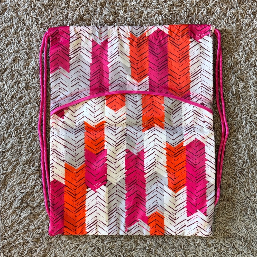 NWT Thirty One Chevron Drawstring Backpack
